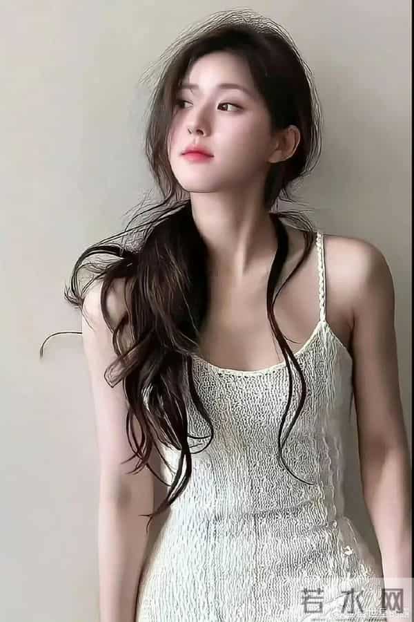 赵露思——好薄的一片,这体态好绝!