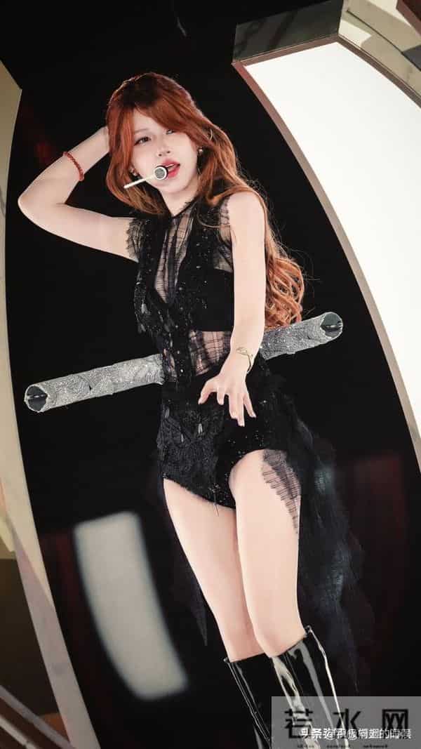 赵露思|透视装+肉丝袜