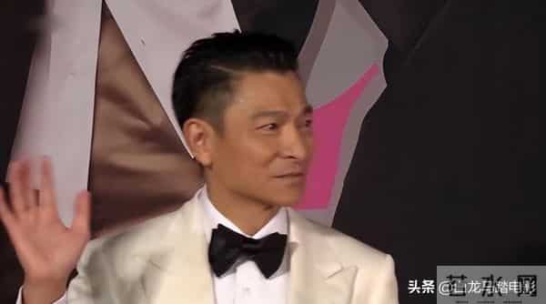 这一次,被央视公开点名的刘德华,把江湖地位体现的淋漓尽致