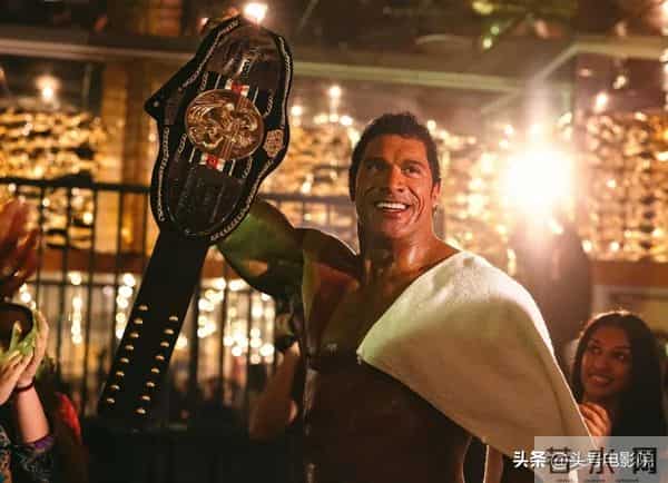 暴瘦54斤，巨石强森开拍新片：满脸皱纹！还要和小李子演黑帮电影