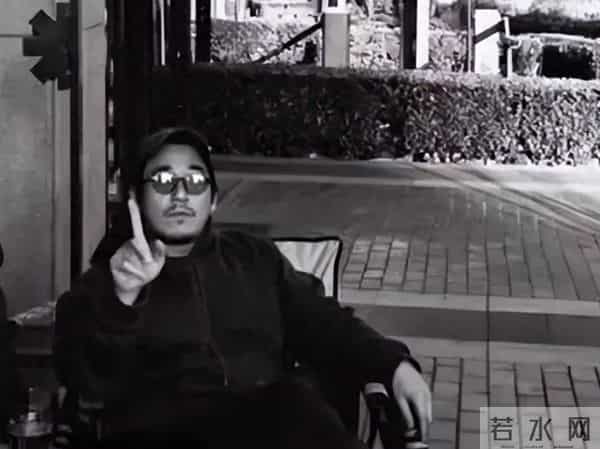 定居泰国、高调炫富?张国立现状堪忧,这一次再也没人能管住张默