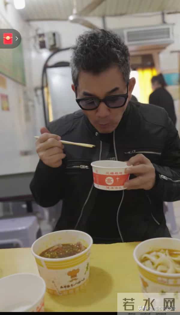 华语乐坛天王任贤齐：刚回到武汉老家！上山祭祖、品武汉美食！