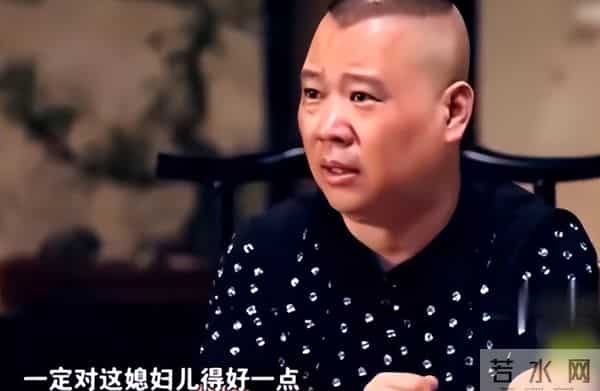 岳云鹏年底9场演出,远赴3个国家,妻子郑敏顶着一头黄发全程陪伴