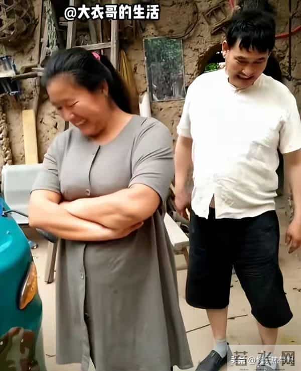 朱之文回应女儿订婚，对方是附近村民，跟女儿年纪差不多，人老实