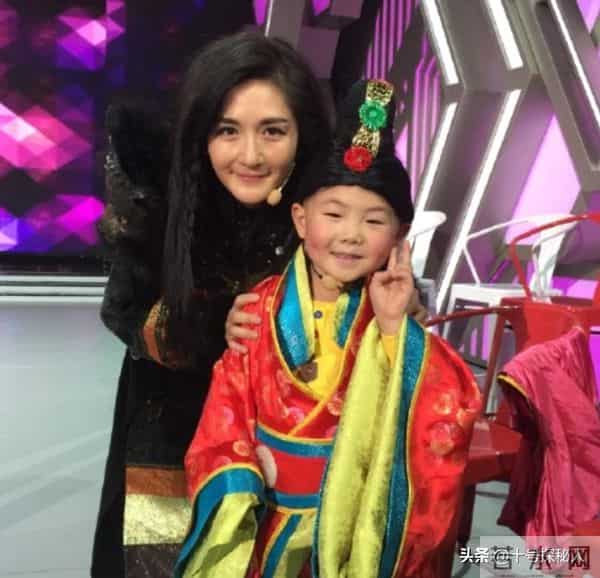 他3岁上央视，5岁登春晚，7岁就年薪百万，如今怎样了？