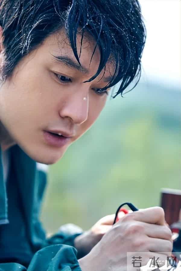 一场生日，戳穿了黄晓明的江湖地位，杨颖确实一个字都没说错