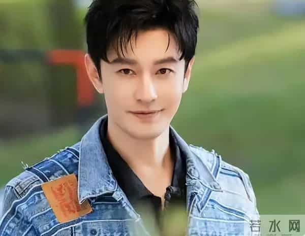 人走茶凉！黄晓明发文庆祝48岁生日，一人举着蛋糕略显“寒酸”