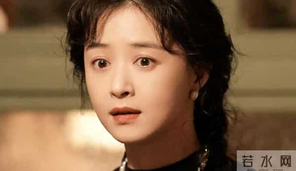 不瘦即失业？蒋欣的减肥深夜痛哭，撕开娱乐圈身材焦虑遮羞布