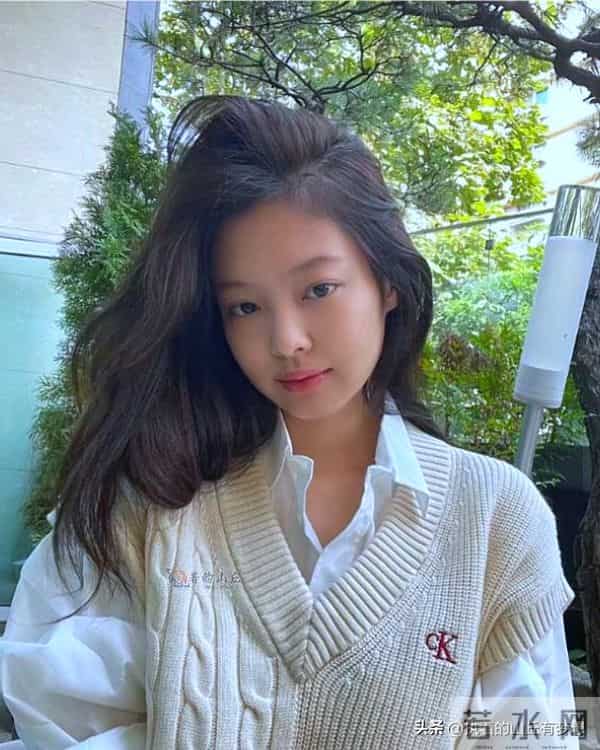 速看!韩国娱乐偶像Jennie Kim写真太绝了