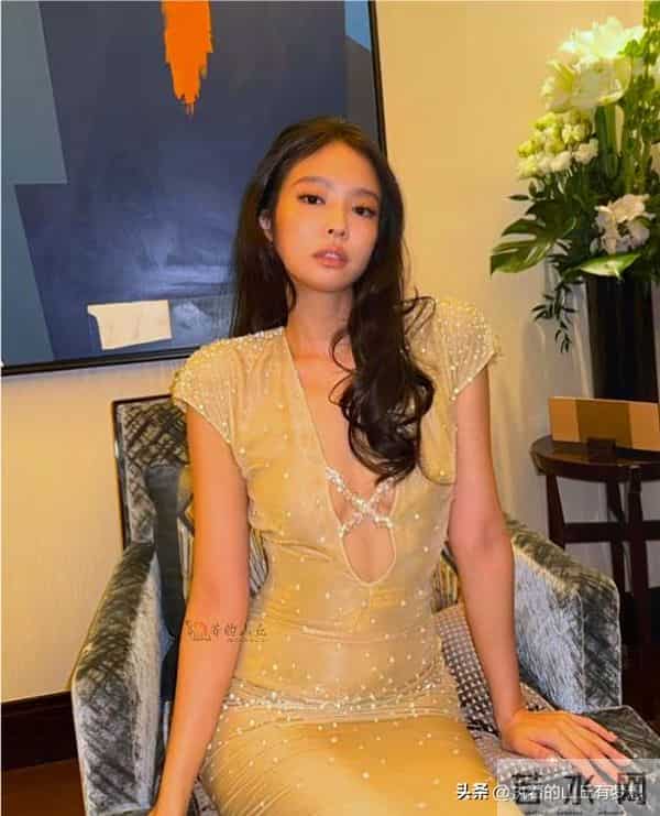 速看!韩国娱乐偶像Jennie Kim写真太绝了