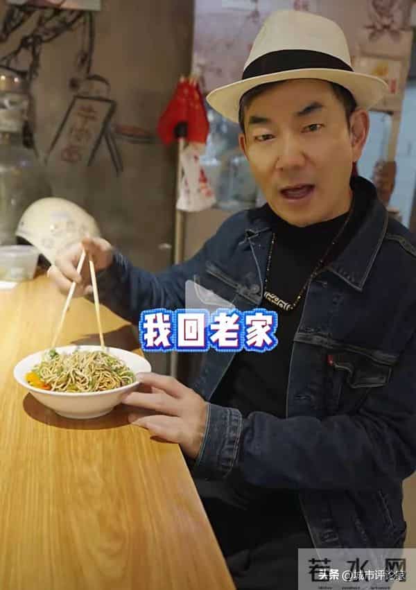 华语乐坛天王任贤齐：刚回到武汉老家！上山祭祖、品武汉美食！