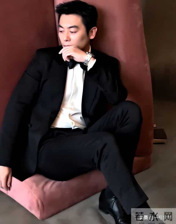 人狂必有祸,41岁不再是"行走荷尔蒙"的朱亚文,真让郭麒麟说对了