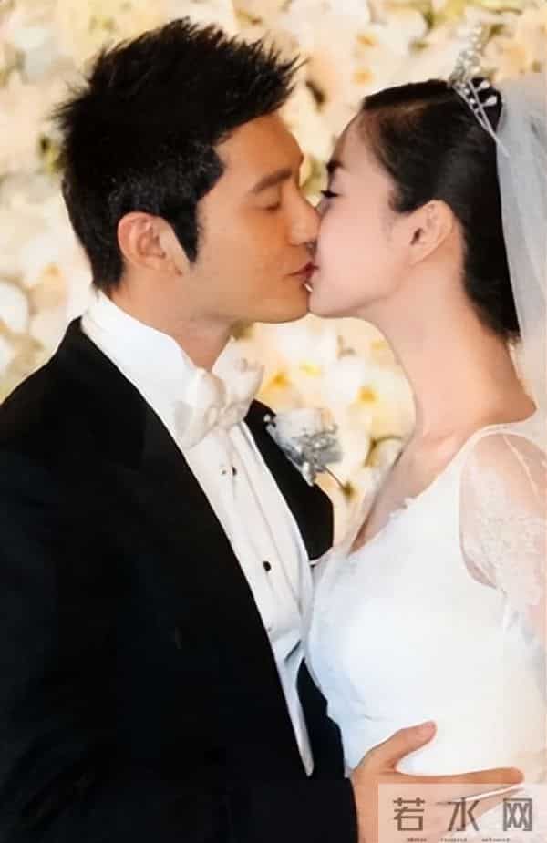 一场生日，戳穿了黄晓明的江湖地位，杨颖确实一个字都没说错