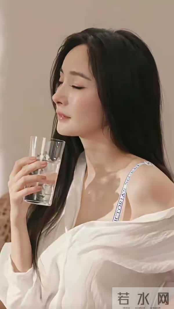 杨幂 x 维多利亚的幂幂