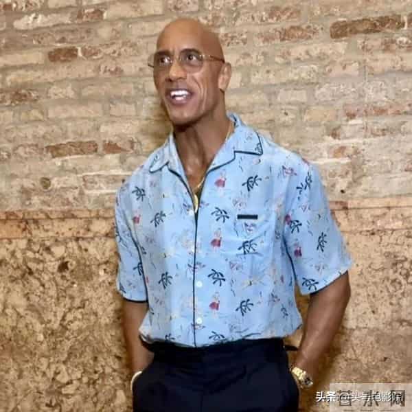 暴瘦54斤，巨石强森开拍新片：满脸皱纹！还要和小李子演黑帮电影