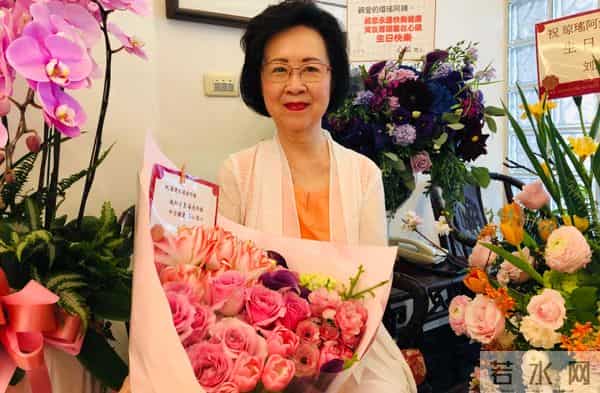 琼瑶去世不到一年,儿媳何琇琼再破天花板,让整个娱乐圈沉默了