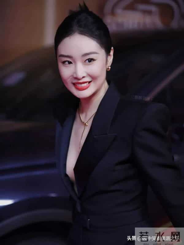 高叶：烈焰红唇，真的很“大嫂”