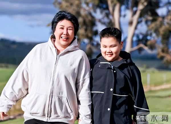 郭汾阳亲吻王惠4次,有人评论满是恶意,真相被扒出,他太冤了!