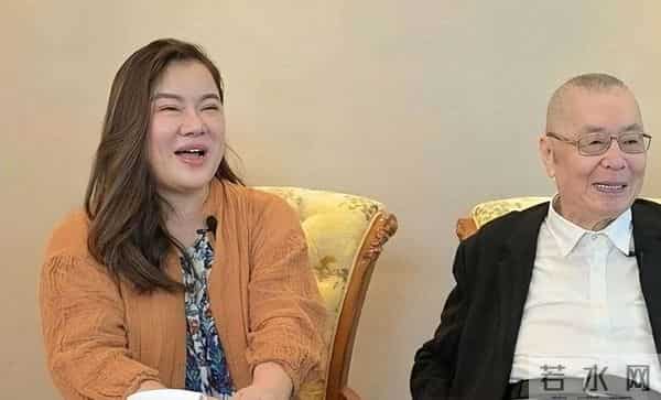 孙颖：和翁帆一样都是48岁，为80多岁刘诗昆生一儿一女，手段高明