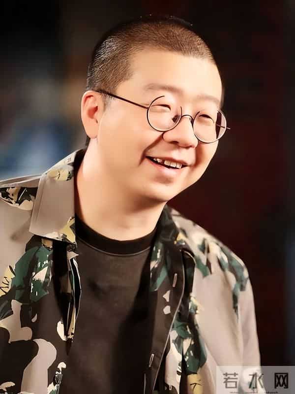 李诞吐槽徐志胜家太脏不敢坐沙发！徐志胜幽默回复显高情商