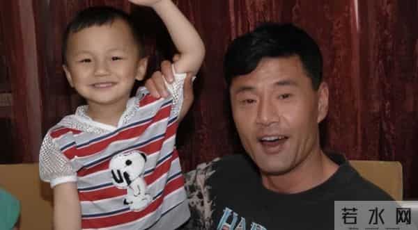 演员于荣光：一生洁身自好，为何到了63岁，妻子坚持要和他离婚？