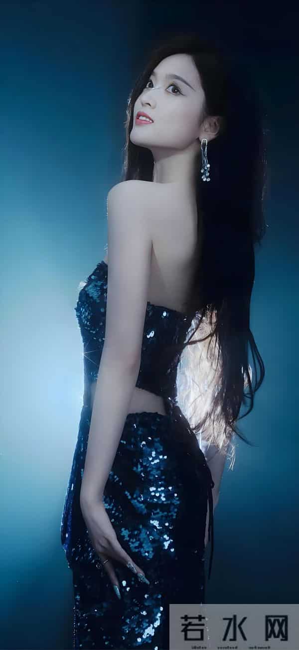 海南性感美女明星-吴宣仪 ，每一张都在控制你的喘息