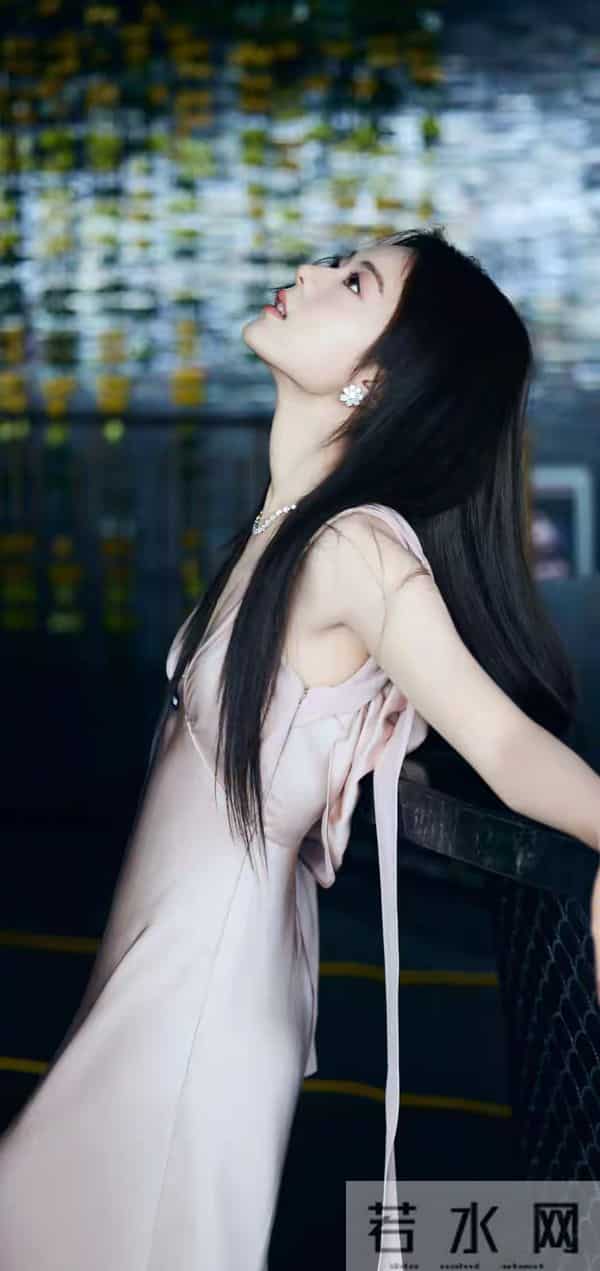 赵今麦，可爱甜妹爆改冷艳御姐！