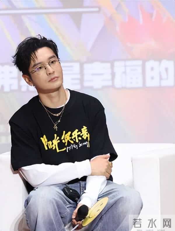 一场生日，戳穿了黄晓明的江湖地位，杨颖确实一个字都没说错