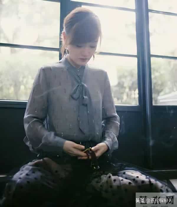 47岁薛佳凝现状,独居生活,未婚未育,却让300万人直呼羡慕!