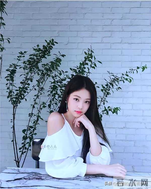 速看!韩国娱乐偶像Jennie Kim写真太绝了