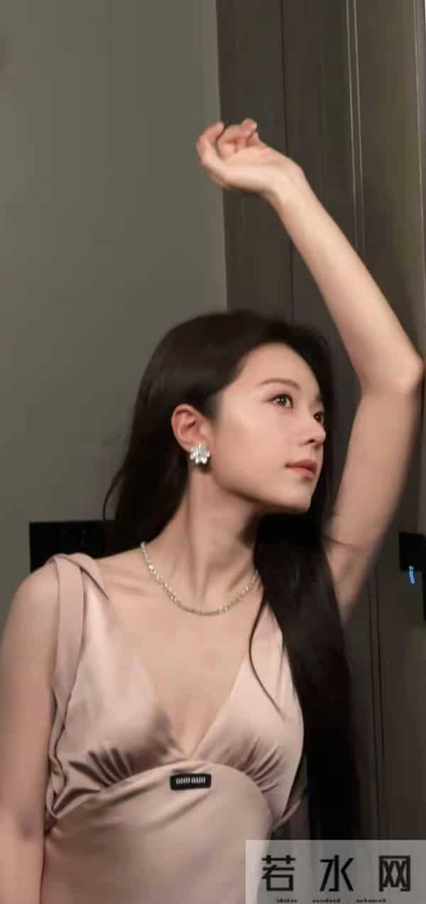 赵今麦，可爱甜妹爆改冷艳御姐！