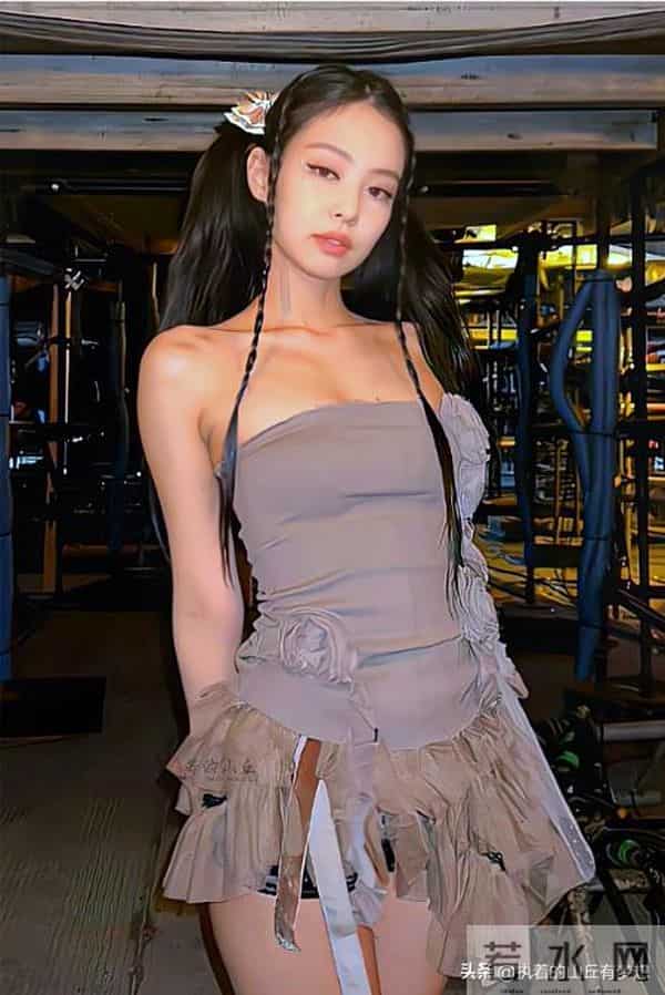 速看!韩国娱乐偶像Jennie Kim写真太绝了
