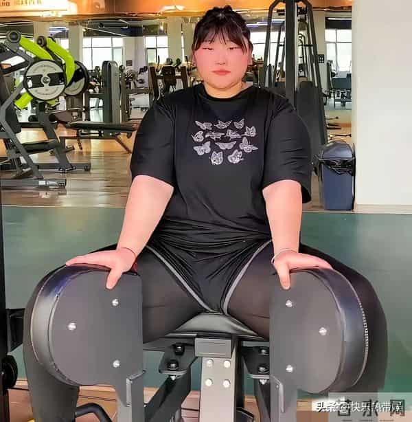 朱之文回应女儿订婚，对方是附近村民，跟女儿年纪差不多，人老实