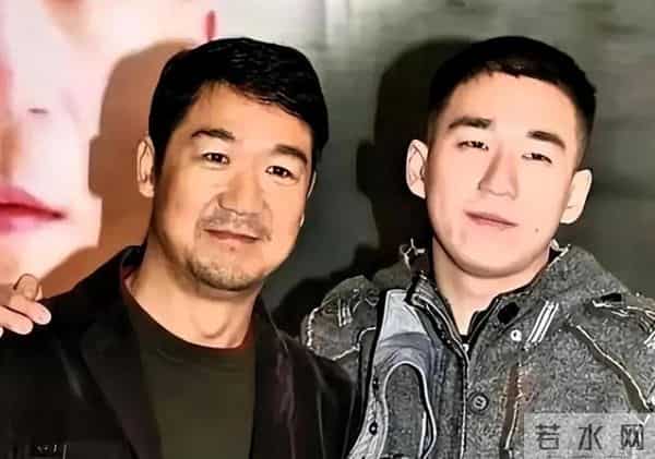 定居泰国、高调炫富?张国立现状堪忧,这一次再也没人能管住张默