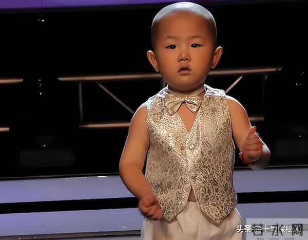 他3岁上央视，5岁登春晚，7岁就年薪百万，如今怎样了？