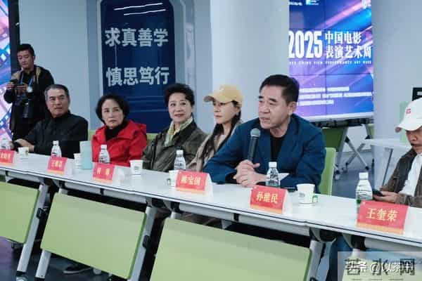 为娶她,王群不惧开除!离世不到1年,妻子因儿子成为被羡慕对象