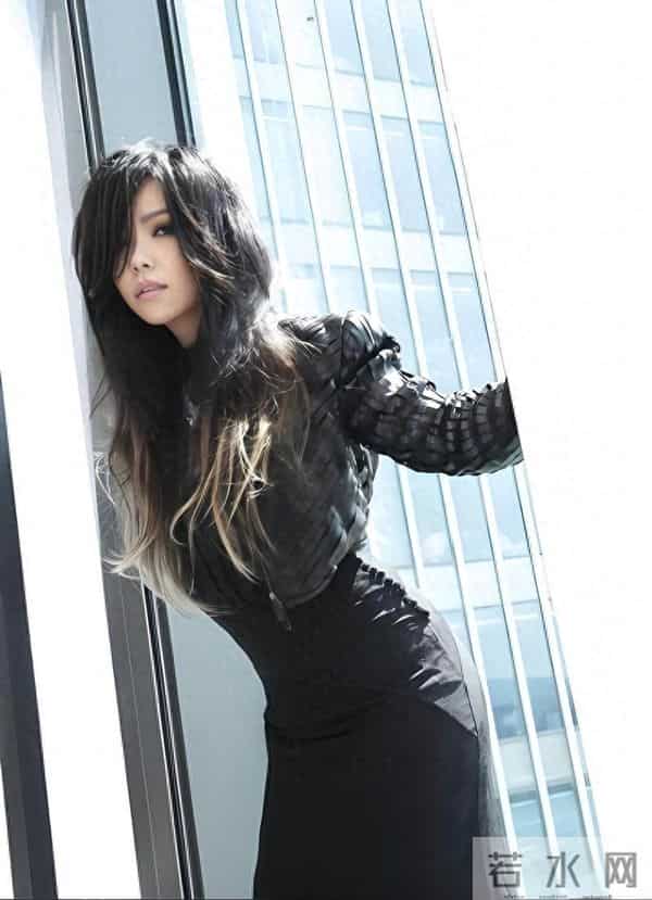 53岁的张惠妹瘦到让人惊艳,颜值仿佛回到了年轻时候!