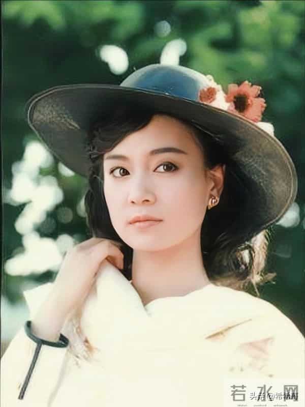 钱再多又有什么用 66岁演员刘雪华的凄惨晚年 给所有人提了个醒