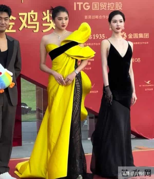 金鸡奖红毯:关晓彤衣服太丑,叶童装嫩,宋佳大露背,倪妮赢麻了