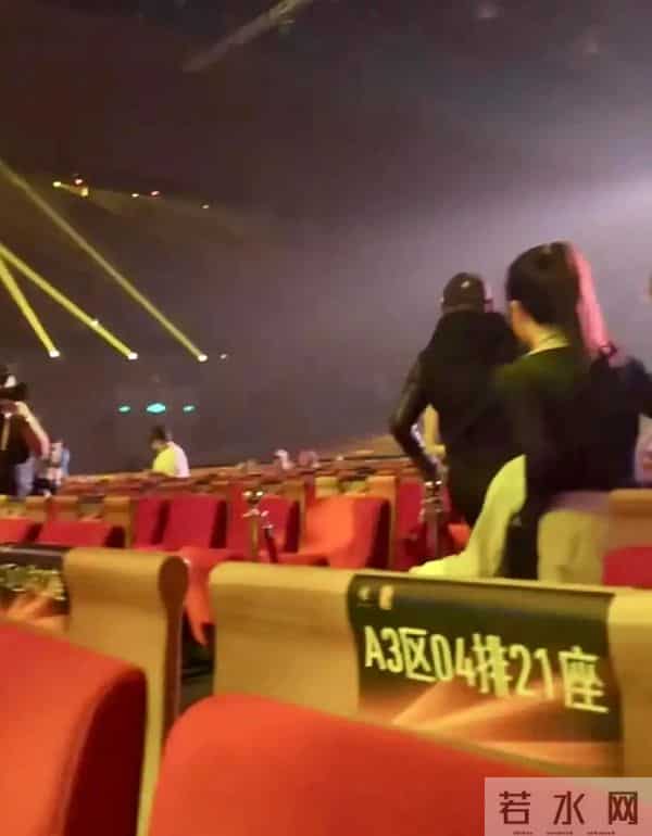 陈道明老毛病犯了忘了秦雯录音里怎么说他在金鸡电影节上指手画脚