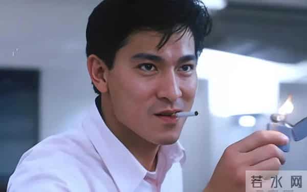 央媒发文,64 岁刘德华高调官宣喜讯,全网恭喜,出道40年仍封神!