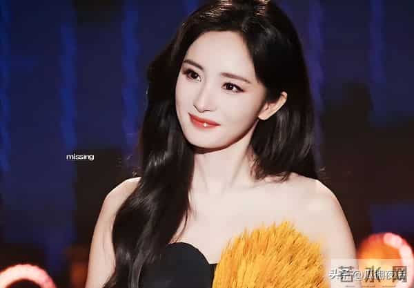 广电这一夜，群星荟萃，各显神通，却全被杨幂的麦穗抢了风头