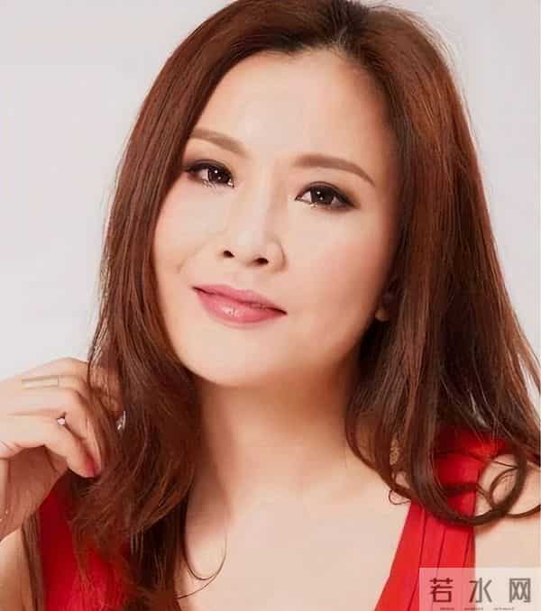 香港著名女星至亲离世火速返港，曾遭遇雪藏，希望可以继续拍戏