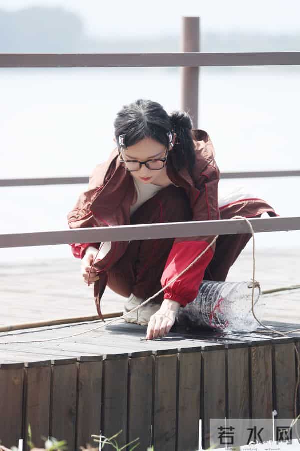 程潇节目照 身材还是那么好 状态看着还不错