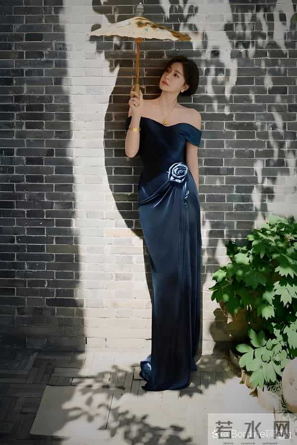 秦岚现身深圳万象天地这姐本人也太有气质了身材比例超绝美晕我了