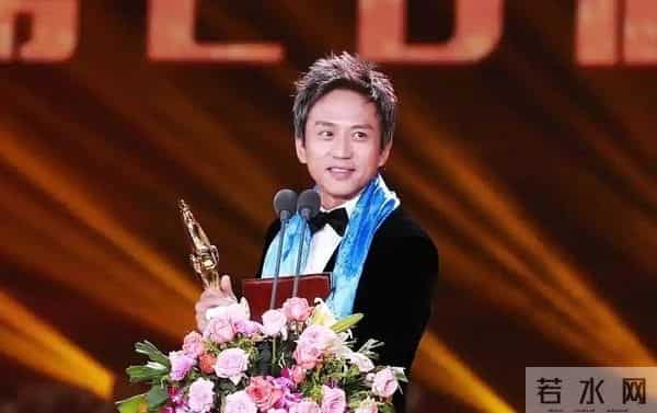 官媒发声！46岁邓超再破天花板，一家移民传闻5个月前已真相大白