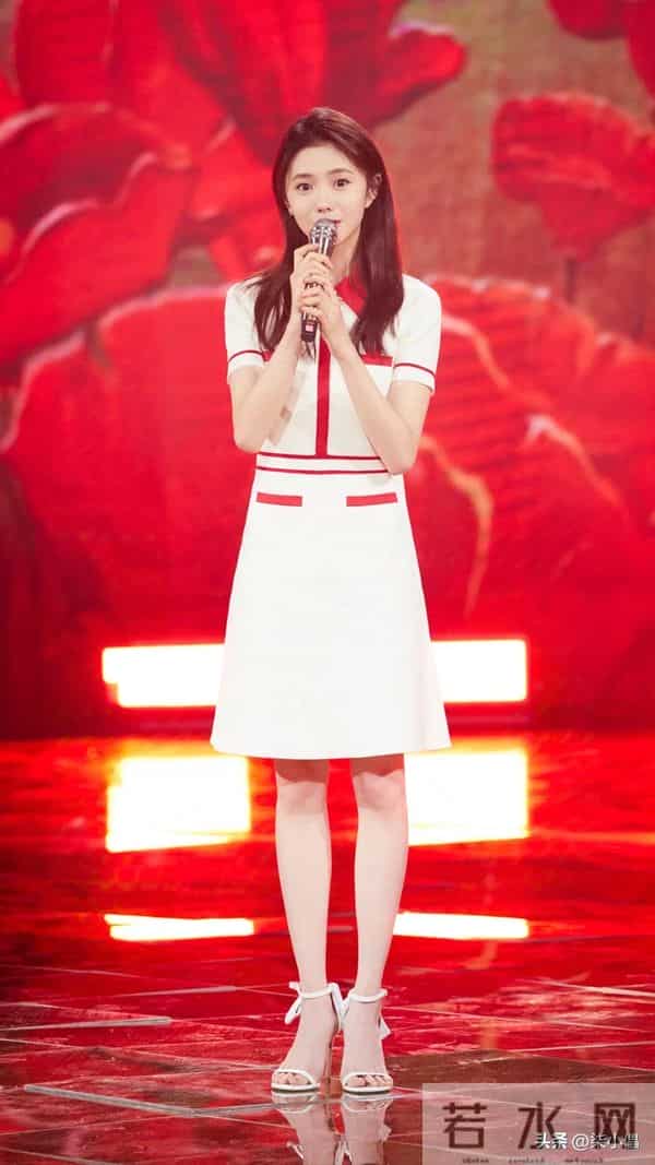 刘浩存｜又细又长的大长腿