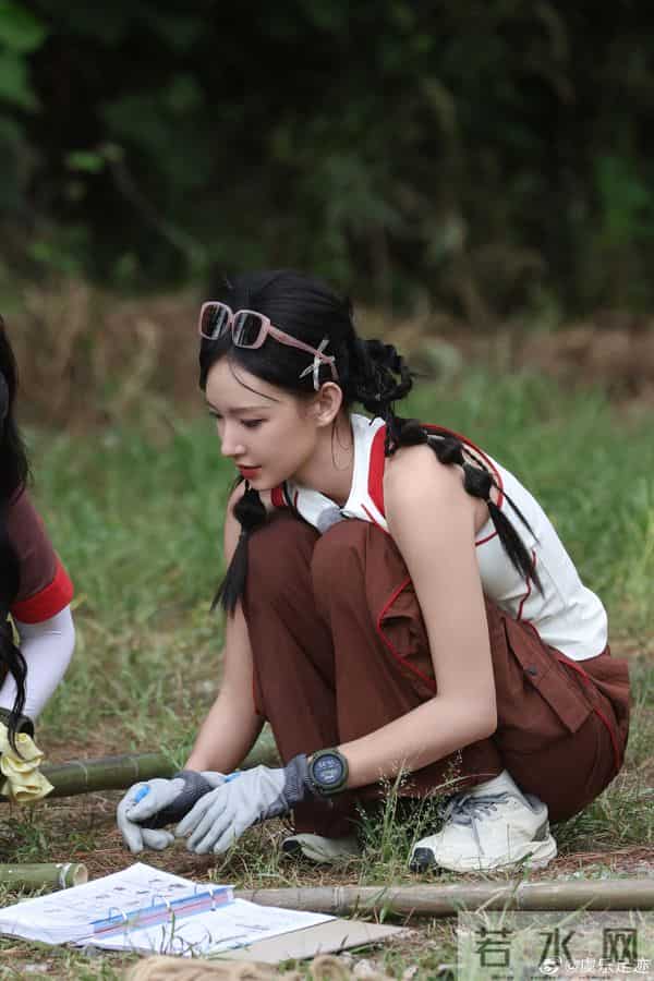 程潇节目照 身材还是那么好 状态看着还不错