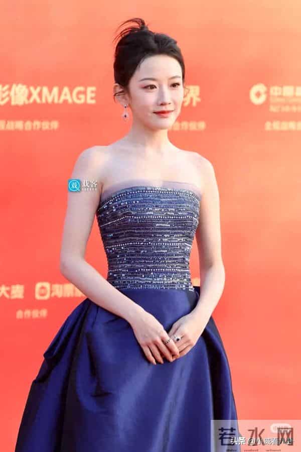 2025年中国金鸡百花电影节入场仪式暨颁奖典礼闭幕女明星红毯造型