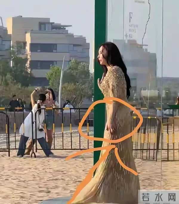 张柏芝现身河北无修图膀大腰圆,手背青筋暴露,果然路人手机真实